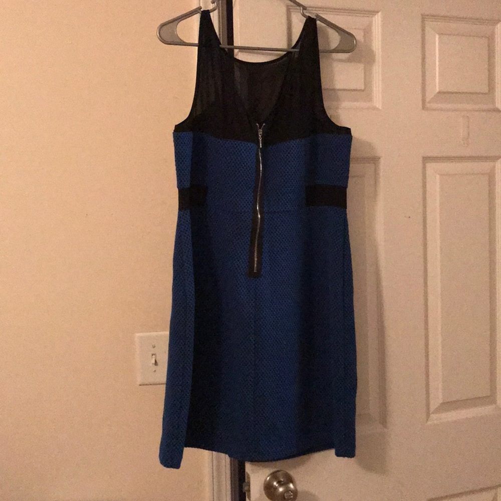 This dress is fabulous